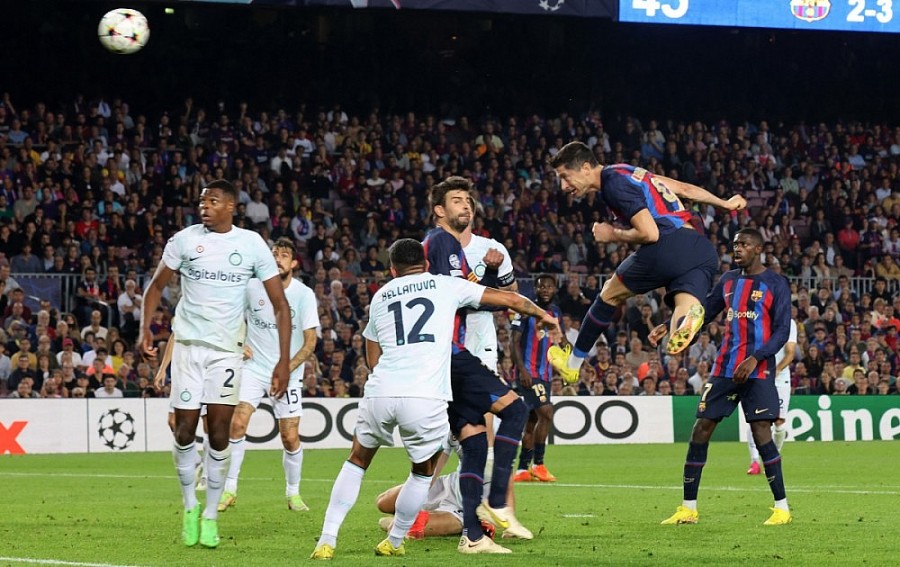 soi-keo-nhan-dinh-barcelona-vs-bayern-luc-02h00-ngay-27-10-2022-1