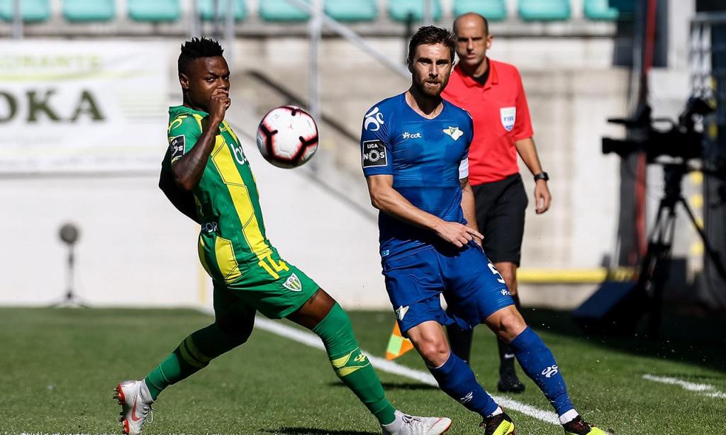 nhan-dinh-soi-keo-tondela-vs-moreirense-luc-1h00-ngay-15-11-2022