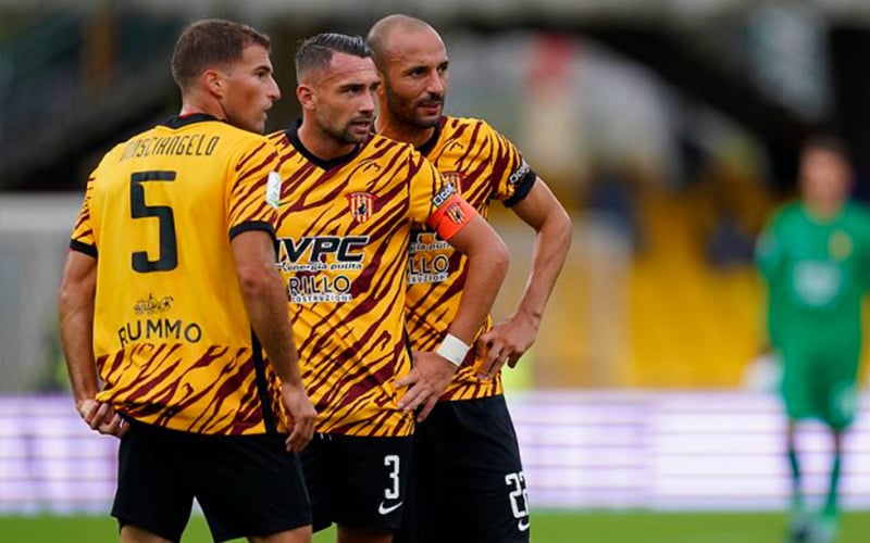 nhan-dinh-soi-keo-benevento-vs-palermo-luc-0h00-ngay-5-12-2022