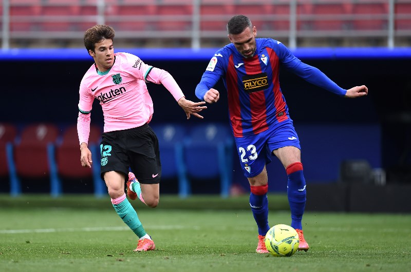 nhan-dinh-soi-keo-eibar-vs-oviedo-luc-0h30-ngay-12-12-2022