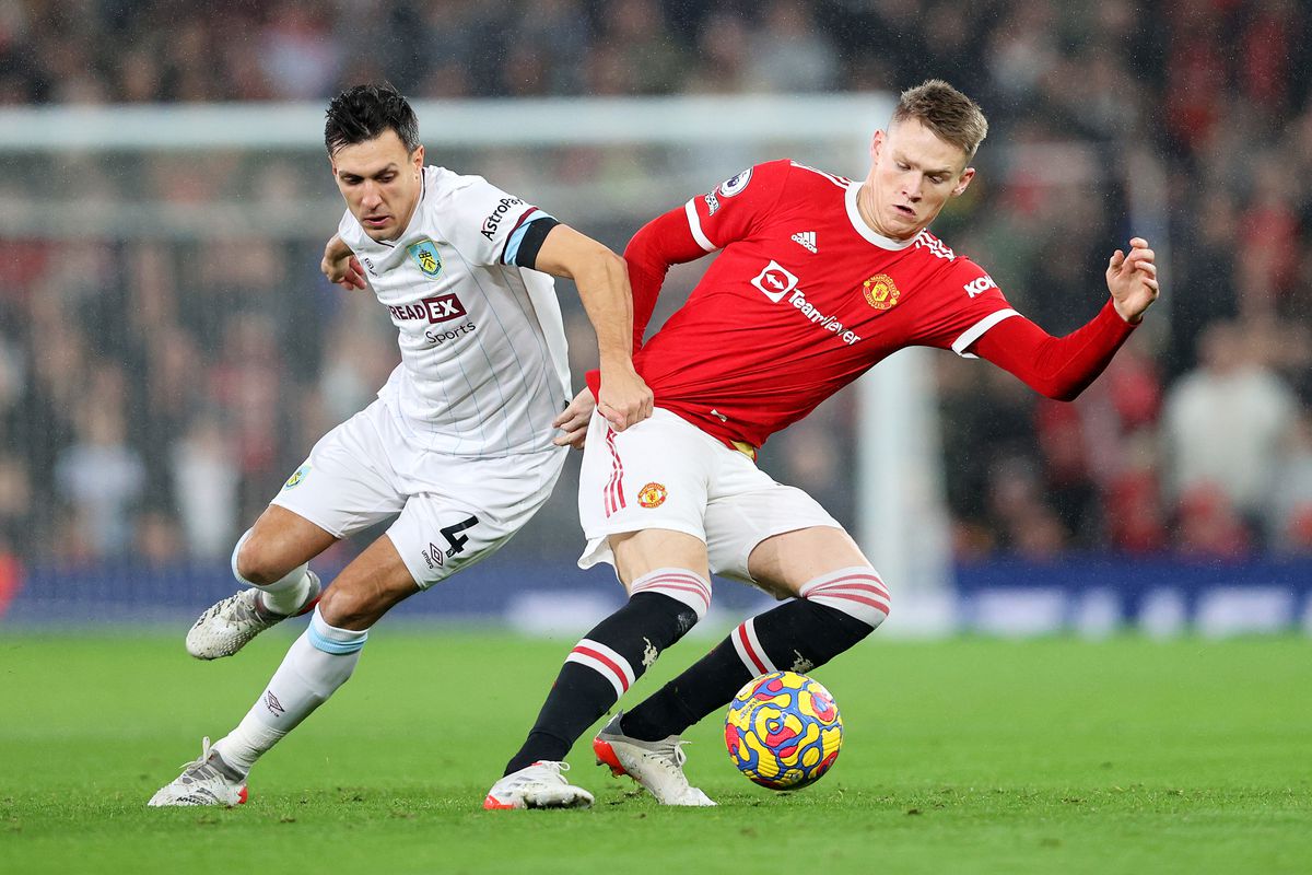 nhan-dinh-soi-keo-mu-vs-burnley-luc-3h00-ngay-22-12-2022