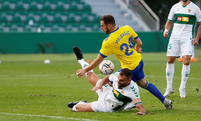 nhan-dinh-soi-keo-cadiz-vs-elche-luc-3h00-ngay-17-1-2023