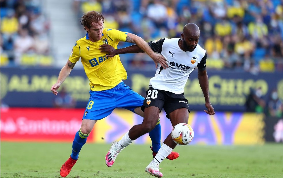 nhan-dinh-soi-keo-valencia-vs-cadiz-luc-3h00-ngay-7-1-2023