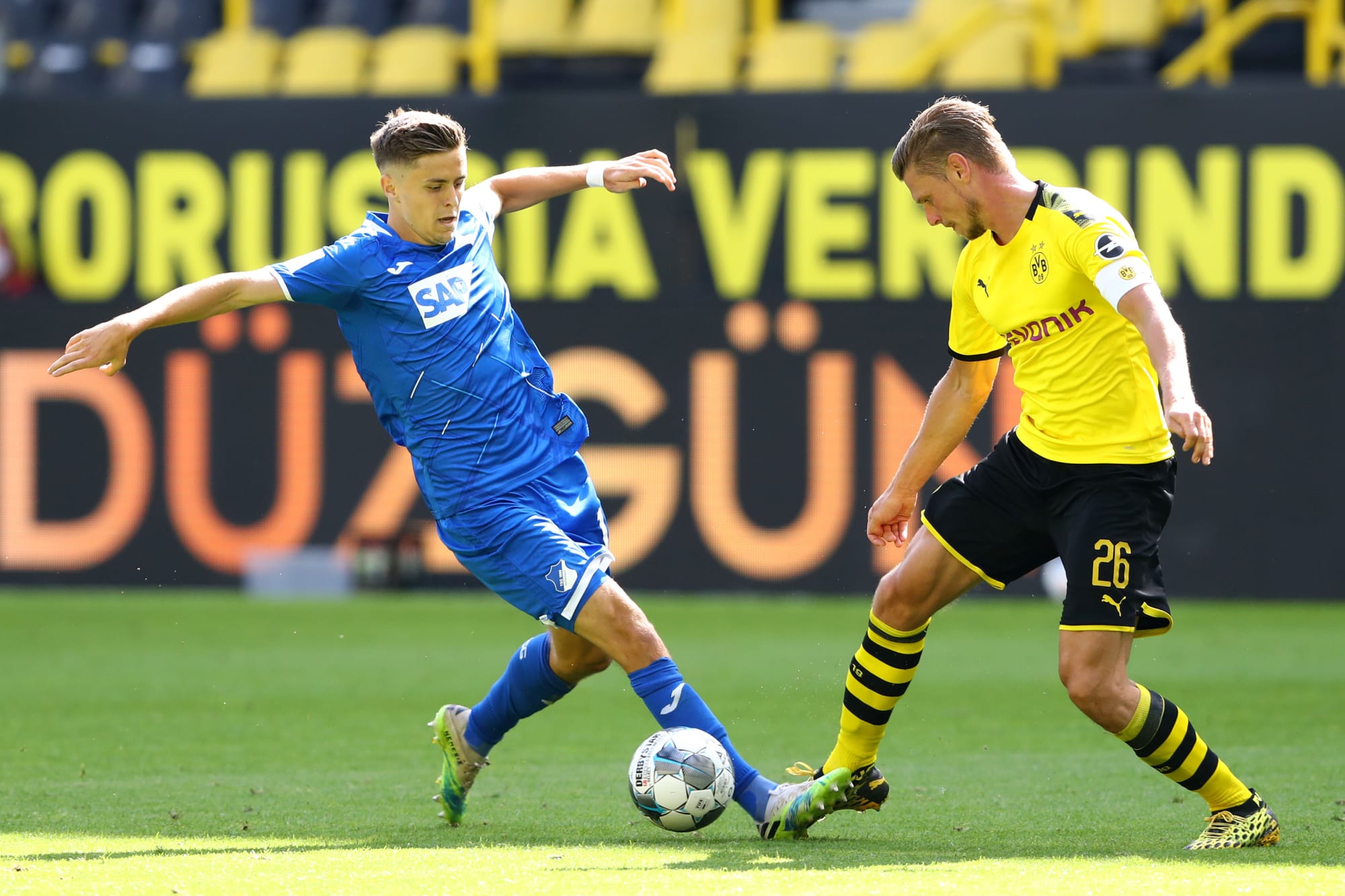 soi-keo-hoffenheim-vs-dortmund-luc-21h30-ngay-25-2-2023