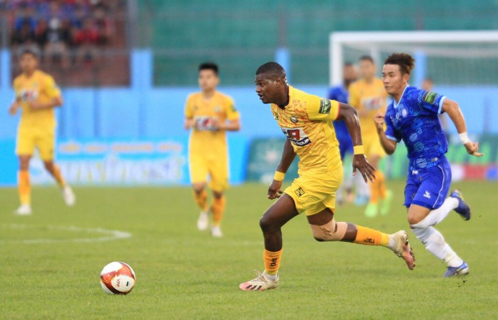 soi-keo-nhan-dinh-khanh-hoa-vs-slna-luc-17h00-ngay-23-07-2023-1