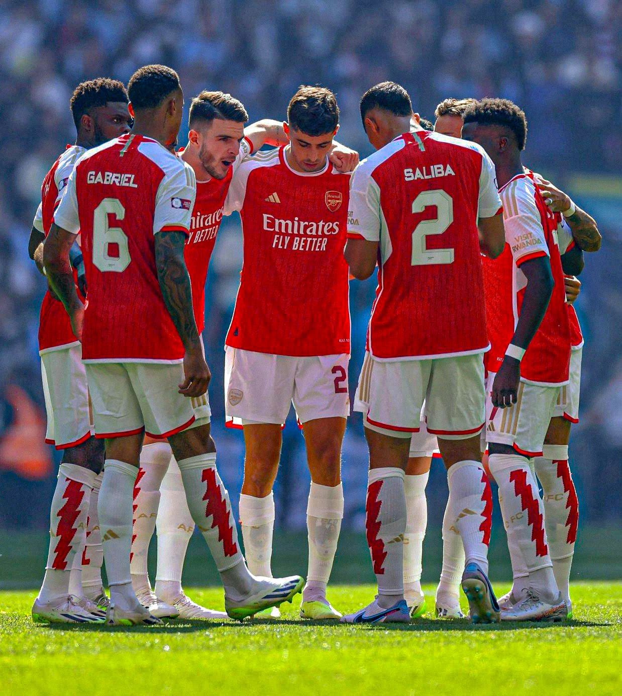 Arsenal không xứng đáng thua trước Newcastle
