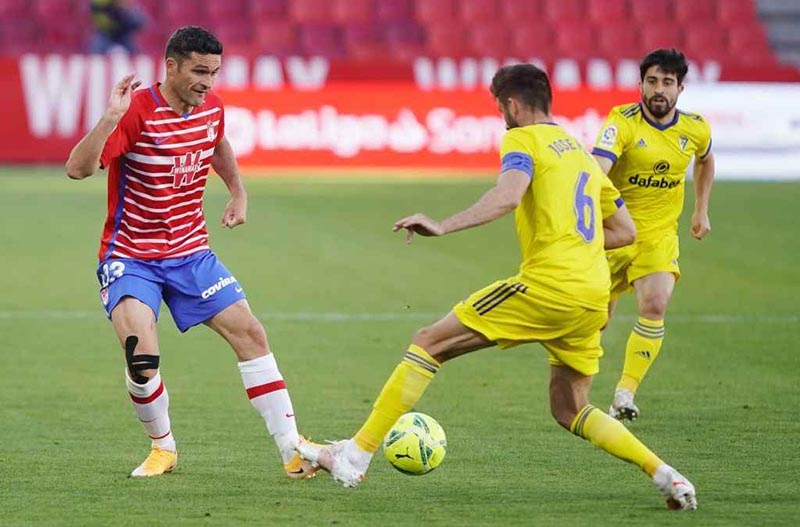 soi-keo-granada-vs-cadiz