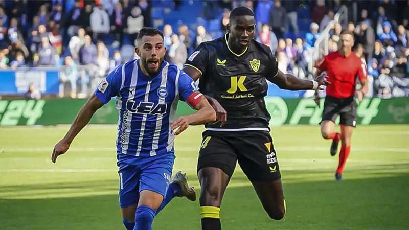 Soi kèo Almeria vs Alaves