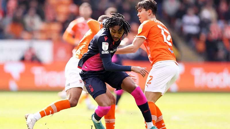Soi kèo Nottingham vs Blackpool