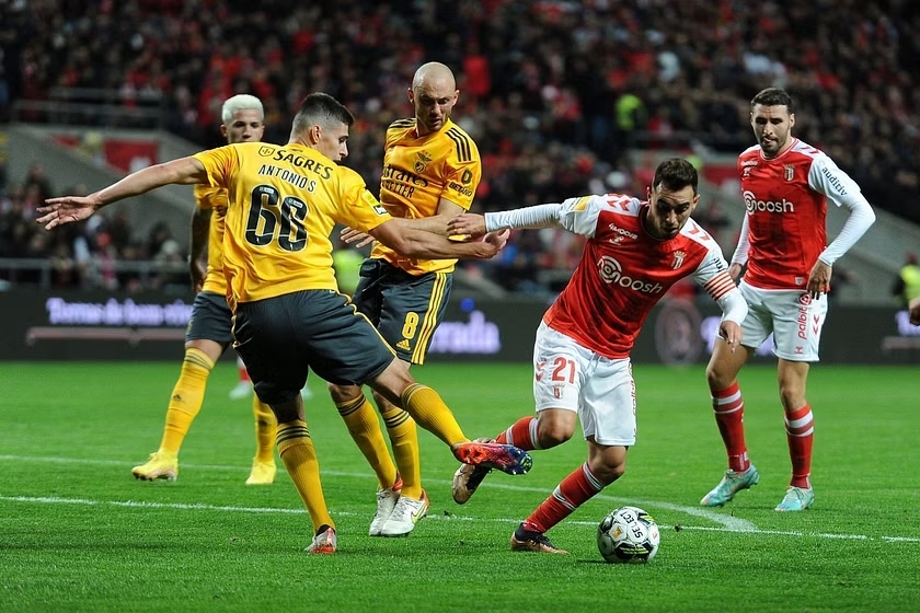 Soi kèo Benfica vs Braga ngày 11/1
