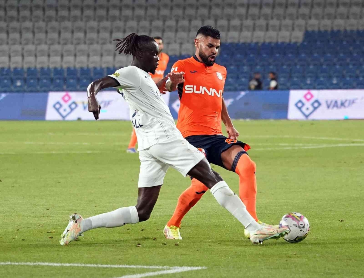 Soi kèo Kasimpasa vs Basaksehir ngày 10/1