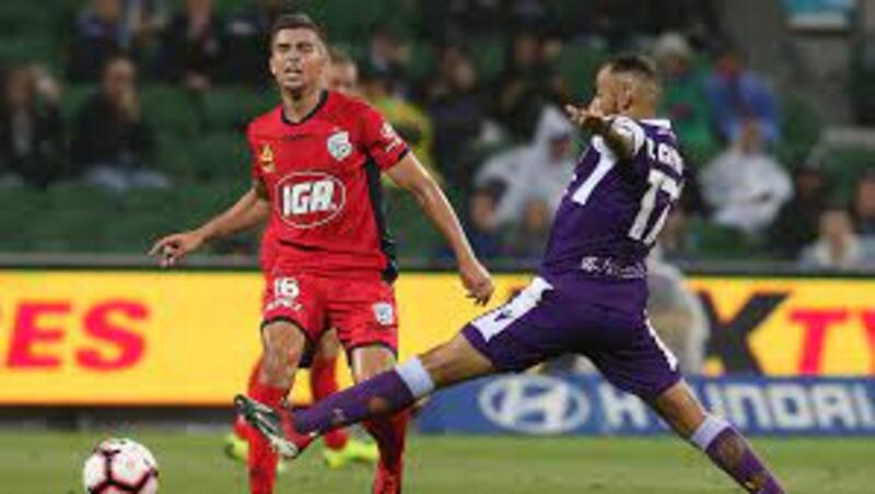 Soi kèo Adelaide vs Perth Glory