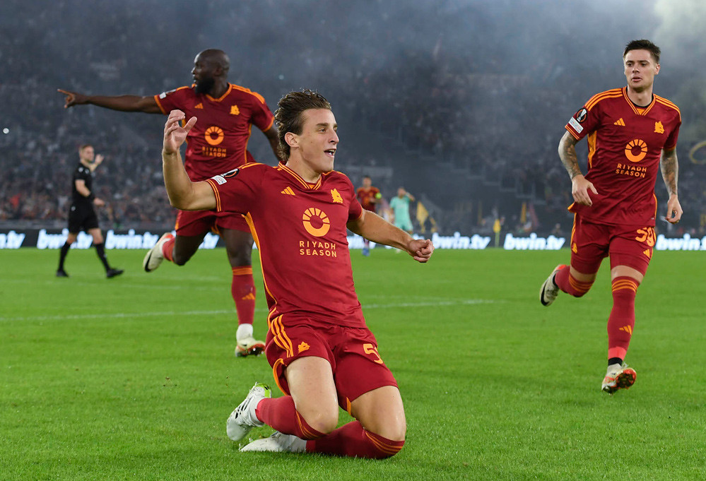 Soi kèo Roma vs Brighton ngày 8/3