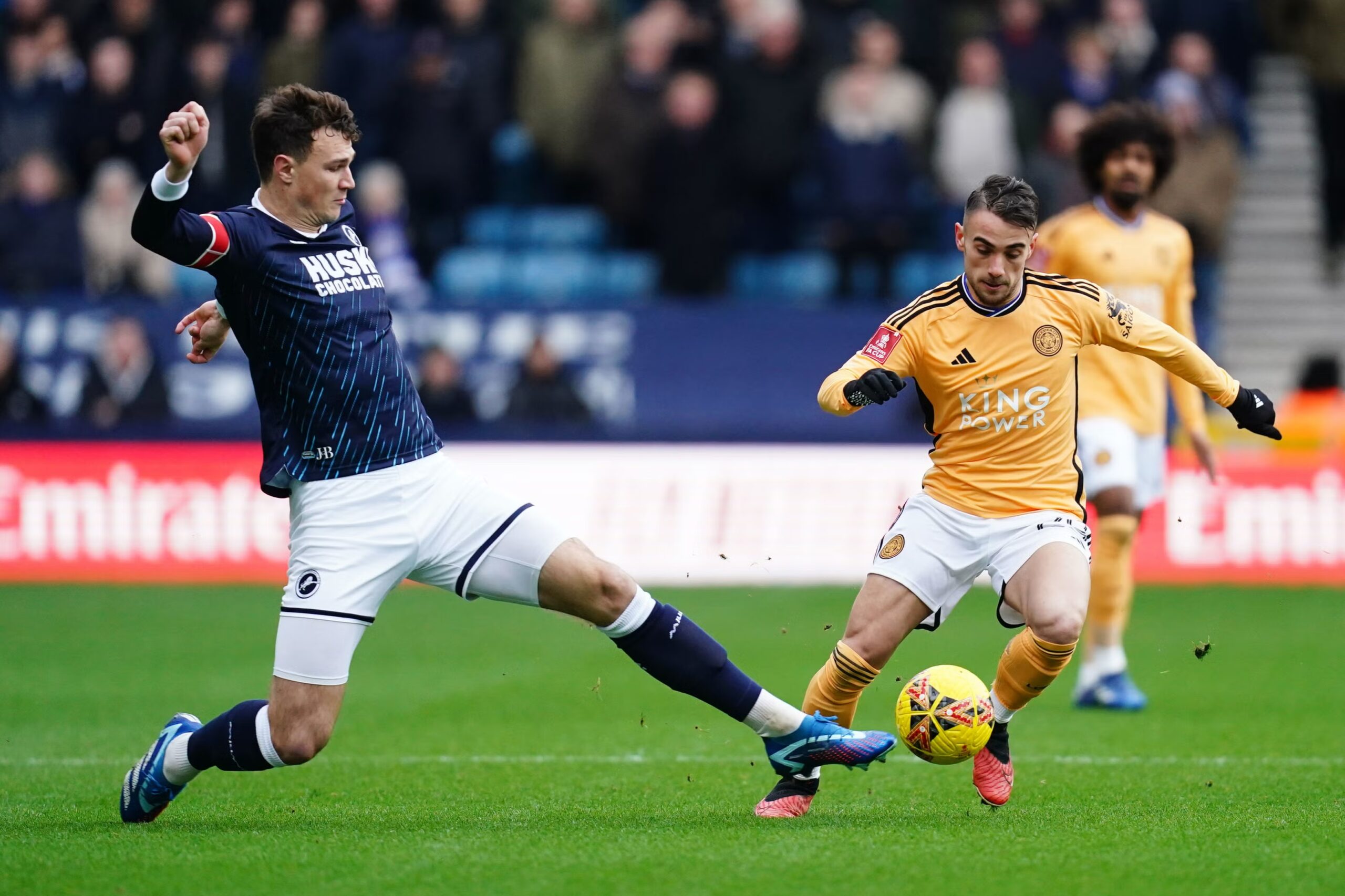 Soi kèo Millwall vs Leicester ngày 10/4