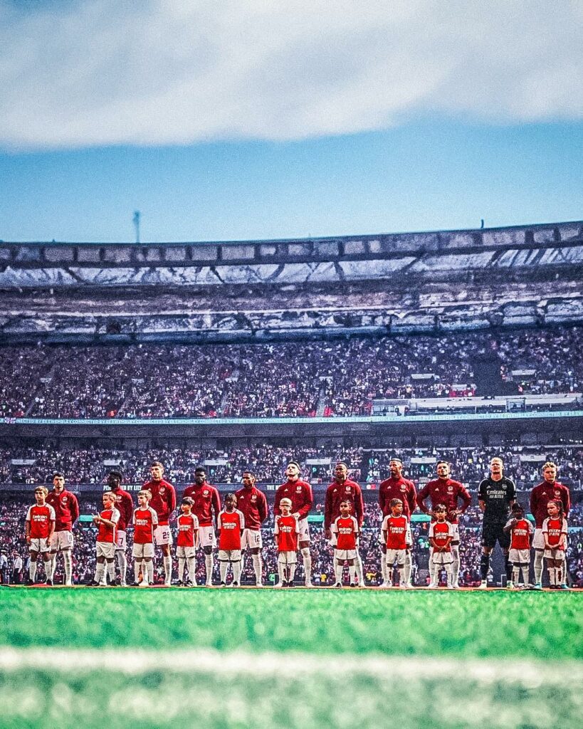 Bài học để đời cho Arsenal.