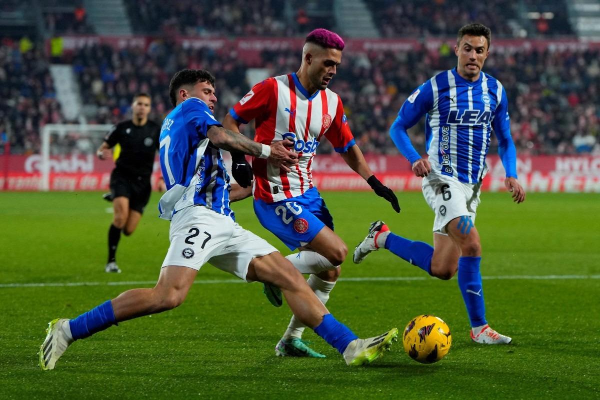 Soi kèo Alaves vs Girona ngày 11/5