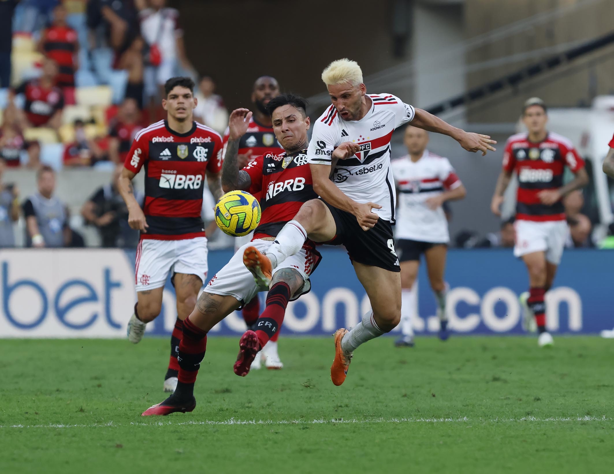 Nhận định, soi kèo Sao Paulo vs Flamengo lúc 7h30 ngày 4/8/2024 nhan-dinh-soi-keo-sao-paulo-vs-flamengo-luc-7h30-ngay-4-8-2024-1