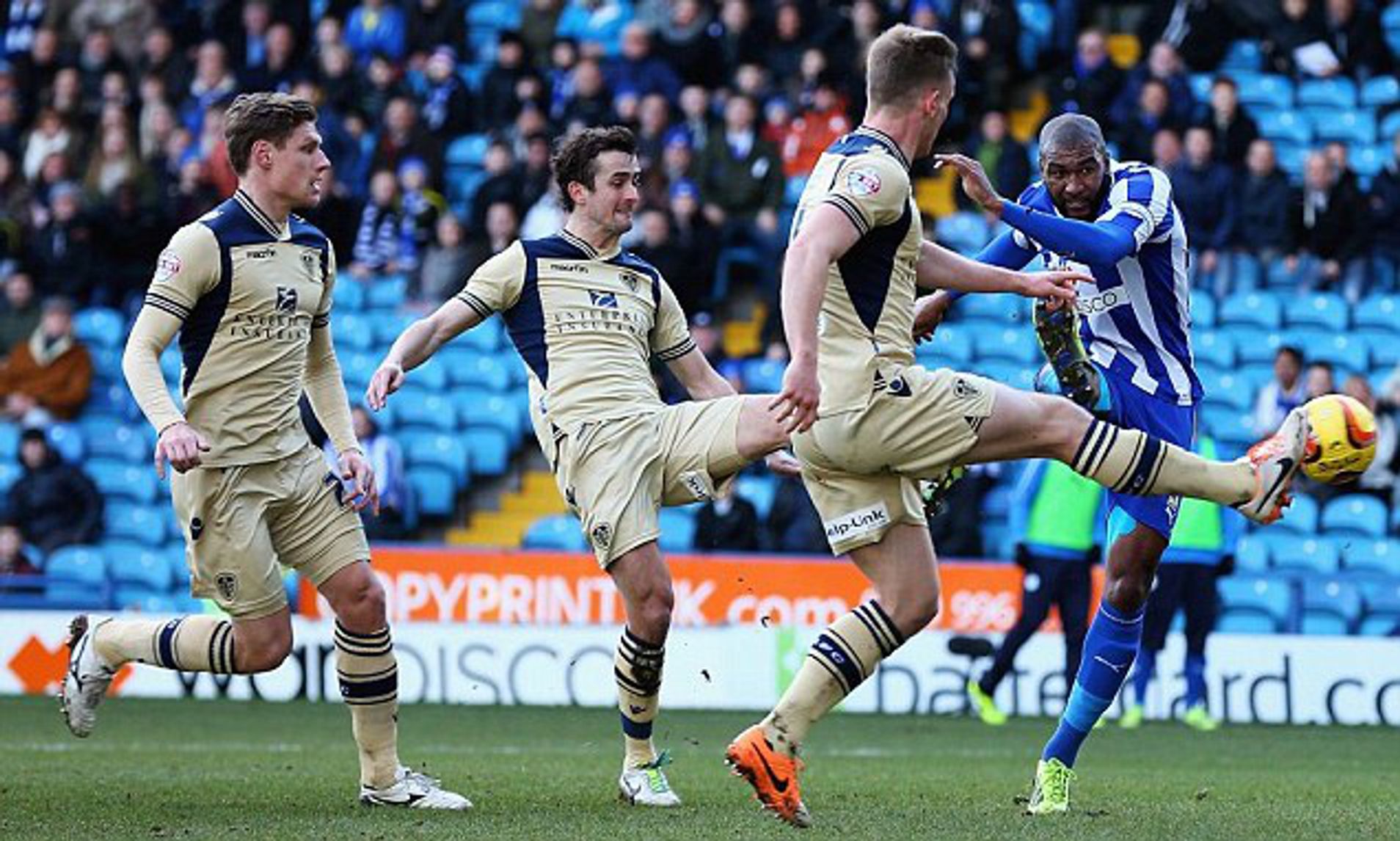 nhan-dinh-soi-keo-sheffield-wed-vs-leeds-luc-02h00-ngay-24-8-2024-1
