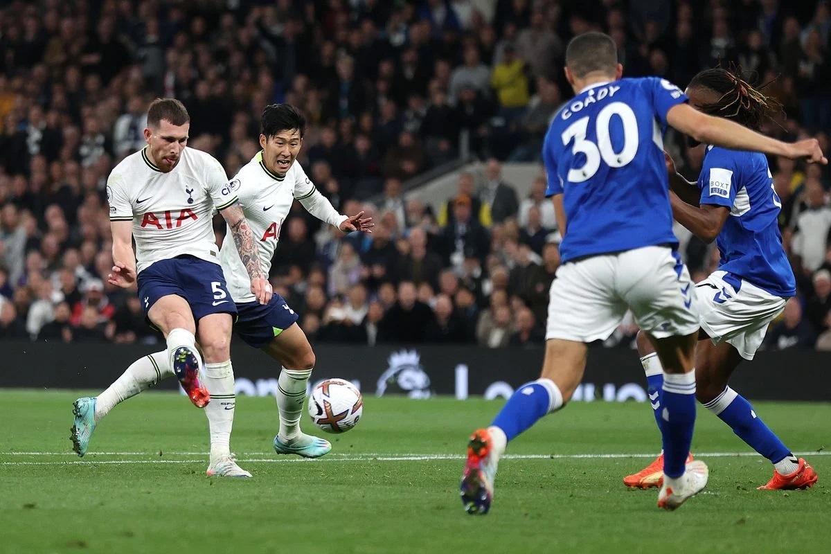 nhan-dinh-soi-keo-tottenham-vs-everton-luc-21h00-ngay-24-8-2024-1
