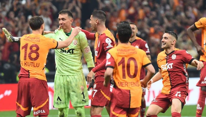 nhan-dinh-galatasaray-vs-frankfurt-ngay-19-9