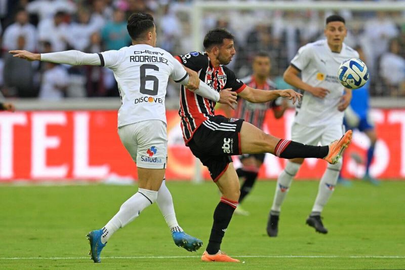 soi-keo-ldu-vs-sao-paulo-ngay-19-9