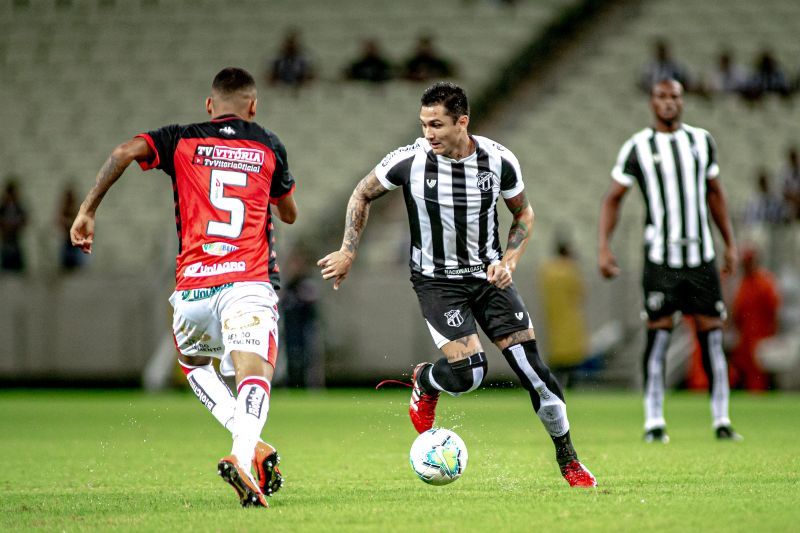 soi-keo-vitoria-vs-ceara-ngay-03-10