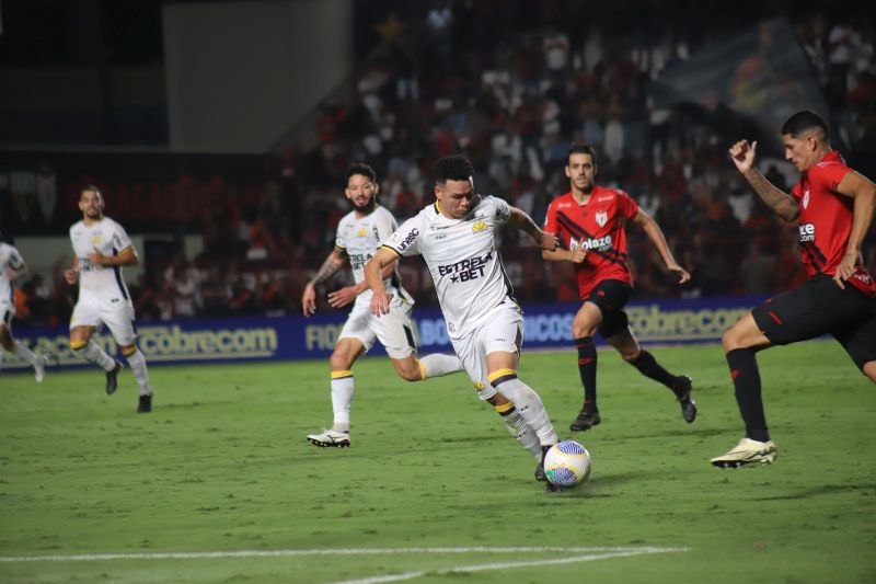 nhan-dinh-criciuma-vs-atletico-go-ngay-10-11