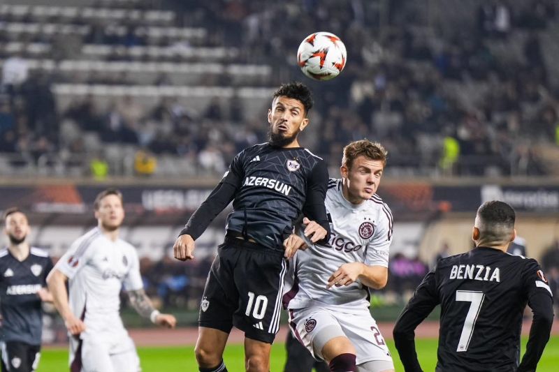 soi-keo-qarabag-vs-ajax-ngay-11-12