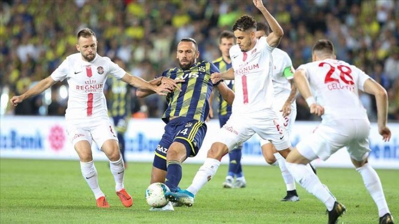 nhan-dinh-antalyaspor-vs-fenerbahce-ngay-02-03
